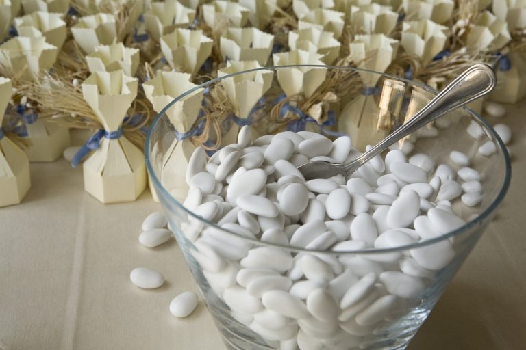 confetti 2092583 1280