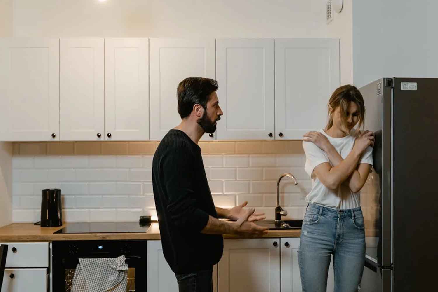Si tratta di amore profondo o è diventato solo abitudine? Come riconoscere il confine sottile 1 coppia in crisi.jpg