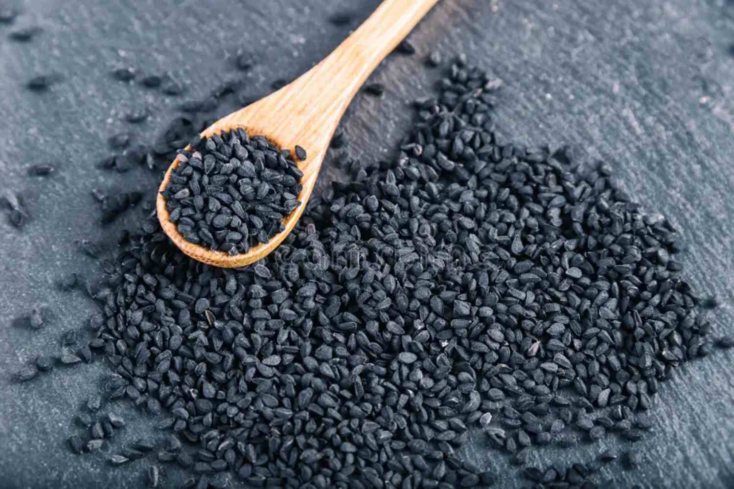 cumino nero.jpg