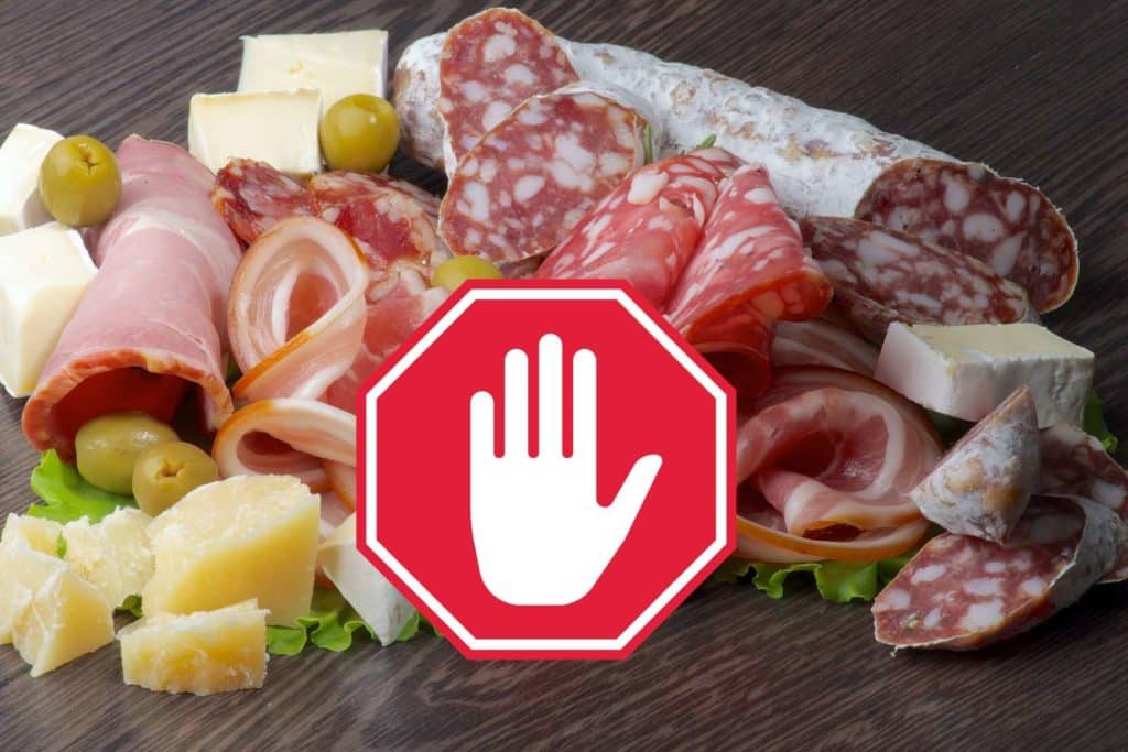 divieto salumi e formaggi uk.jpg