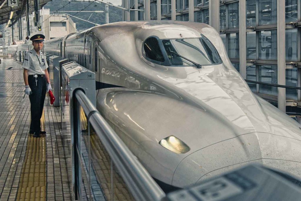 ferrovia Giappone.jpg