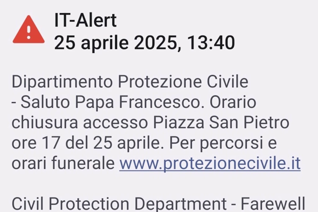 it alert saluto papa francesco c.jpg