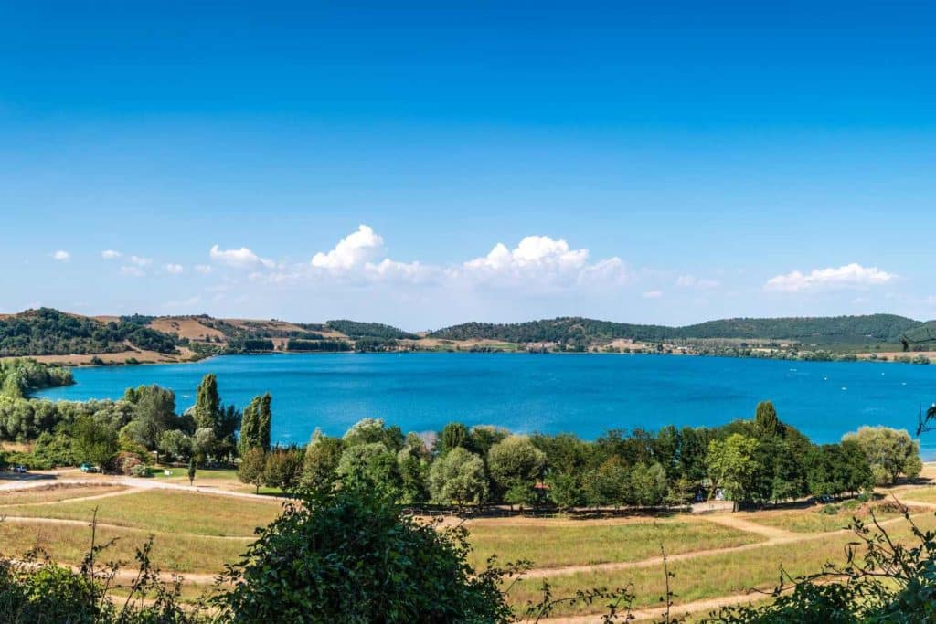 lago di martignano.jpg
