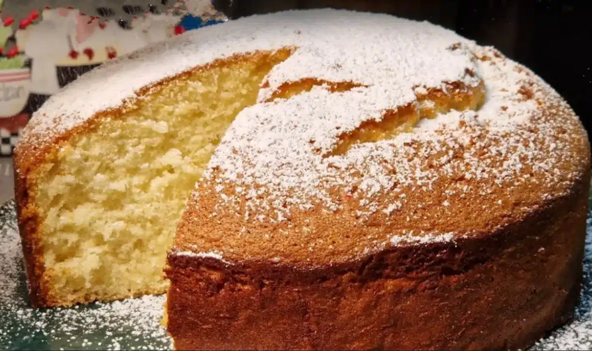 Torta al limone dei 12 cucchiai, soffice ed altissima! 1 torta 12 cucchiai 1.png.webp