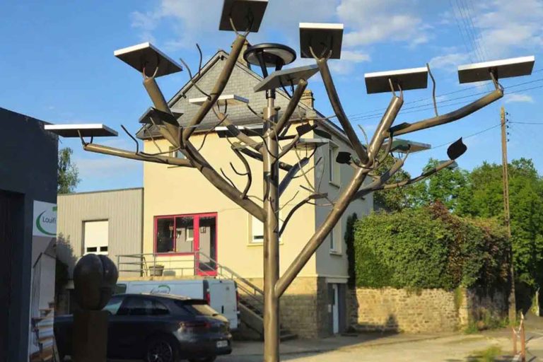 Albero fotovoltaico.jpg