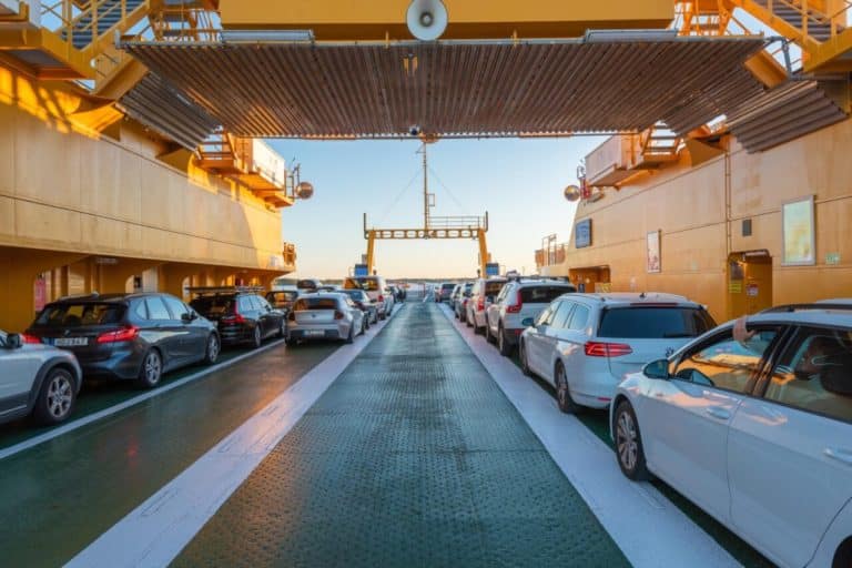 Auto sulle navi e1748445920145.jpg