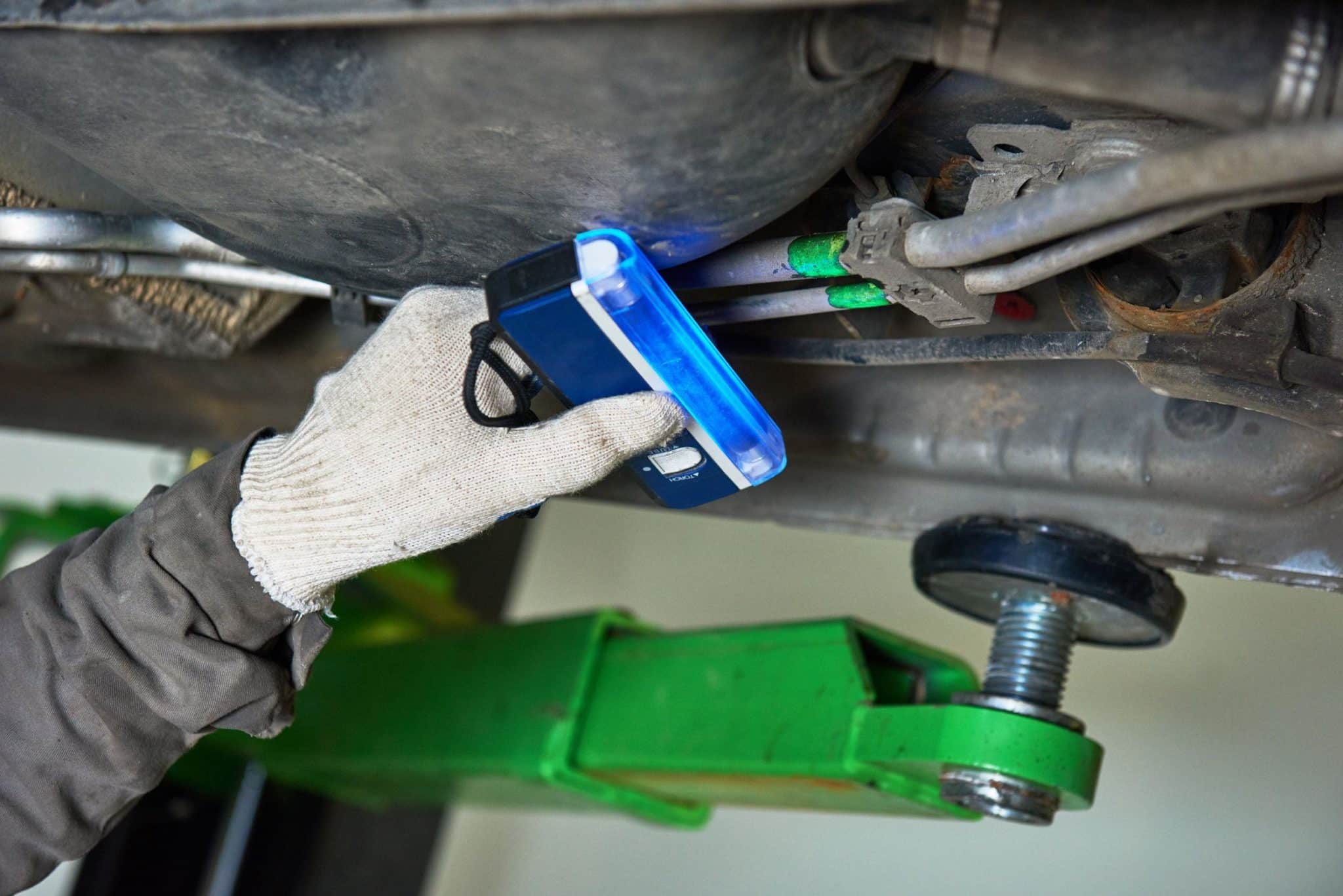 CLimatizzatore auto officina.jpg
