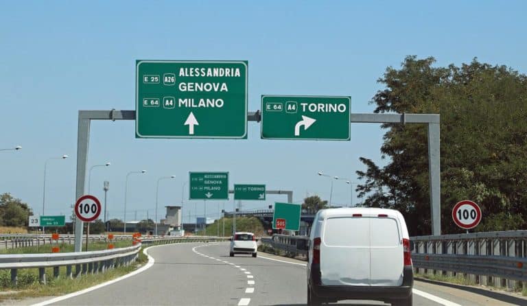 Direzione autostrada Liguria.jpg