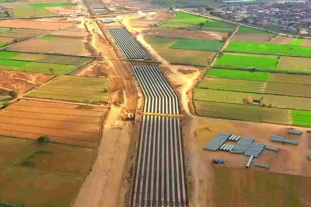 Fiume artificiale Nuovo Delta Egitto.jpg