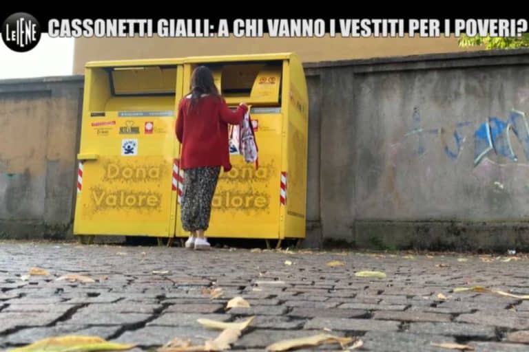 Le Iene vestiti usati.jpg
