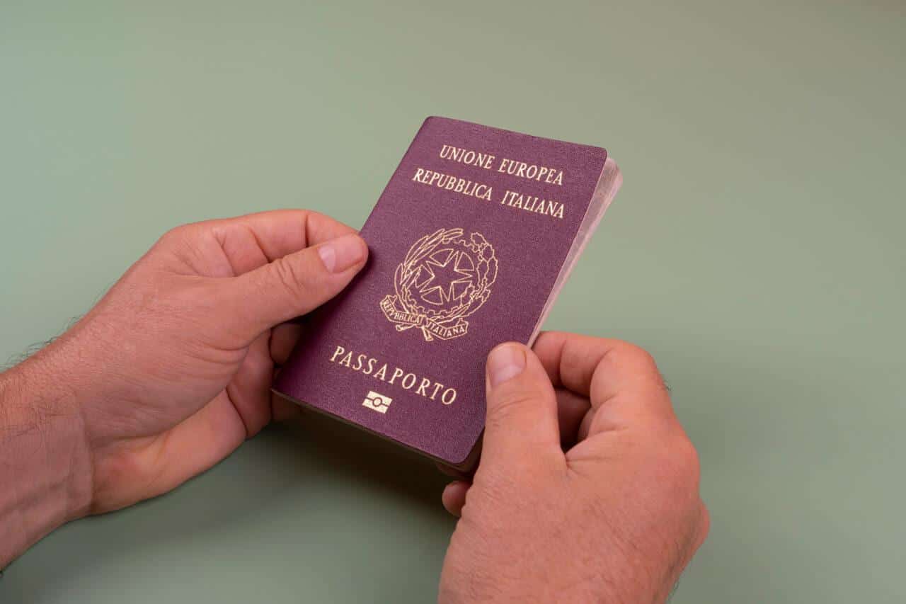 Passaporto Italia e1748273774973.jpg