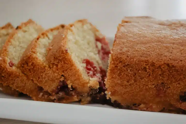 Plumcake ai lamponi scaled.jpeg.webp