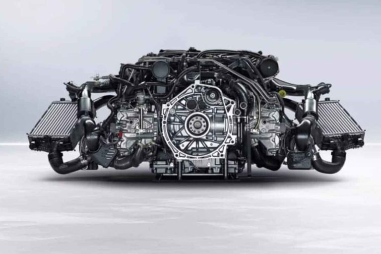 Porsche motore a sei tempi.jpg