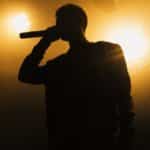 SH silhouette cantante.jpg