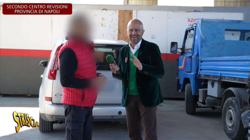 Minicar truccate passano lo stesso la revisione: inchiesta di Striscia 1 Striscia revisioni 1024x575.jpg