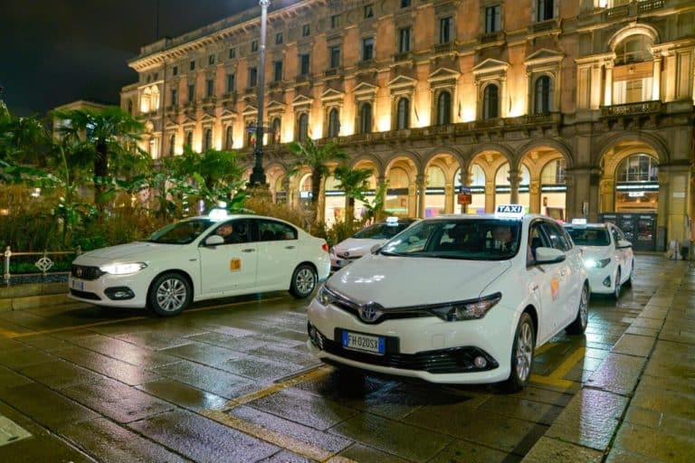 Taxi milanesi e1747055942166.jpg