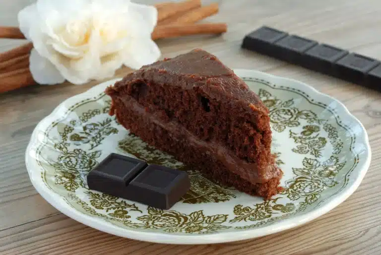 Torta al cioccolato e noci scaled.jpg.webp