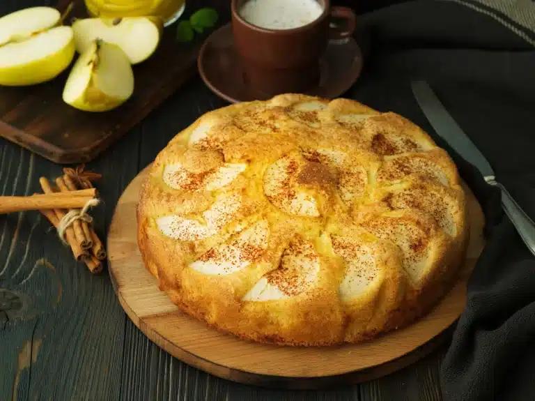 Torta di mele scaled.jpg.webp