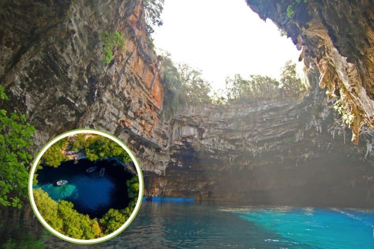 grotta di melissani 1.jpg
