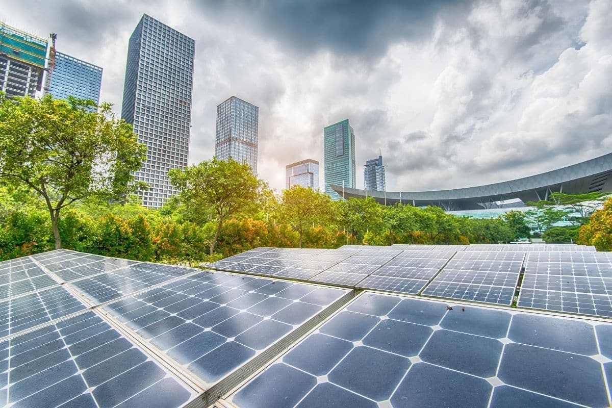 A3i, la rete che aiuta le imprese a migliorare consumi, governance e rendicontazione ESG 1 illusione ottica raggi luminosi 1.jpg