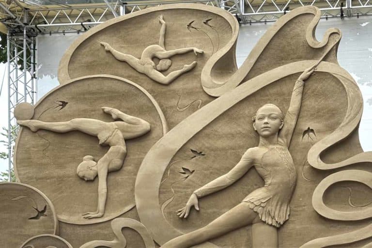jesolo sculture di sabbia.jpg