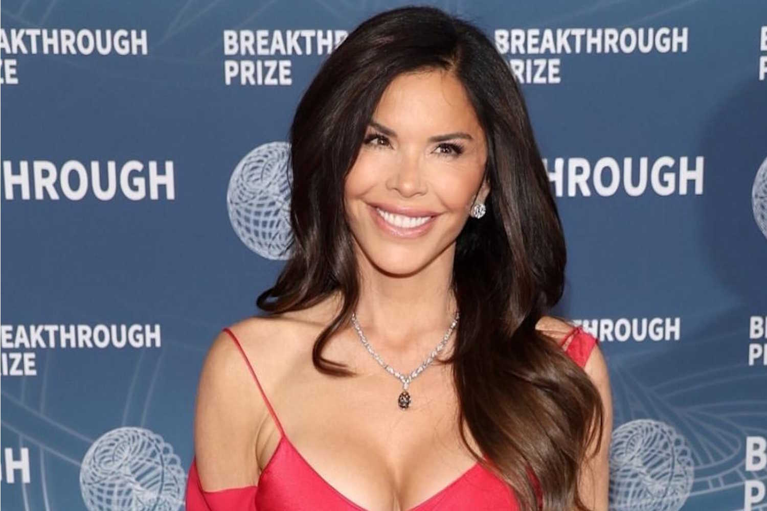 Lauren Sanchez premiata a Cannes per il suo impegno ecologico (su uno yacht ultra-inquinante) 1 lauren sanchez.jpg