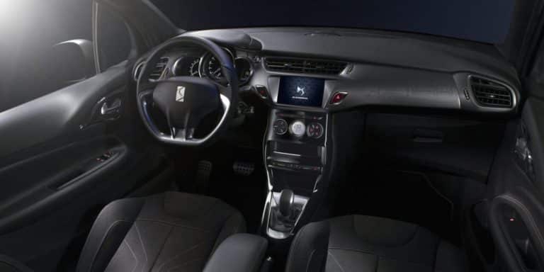 Interni ds3 richiamo airbag takata stellantis scaled e1720518747728.jpg
