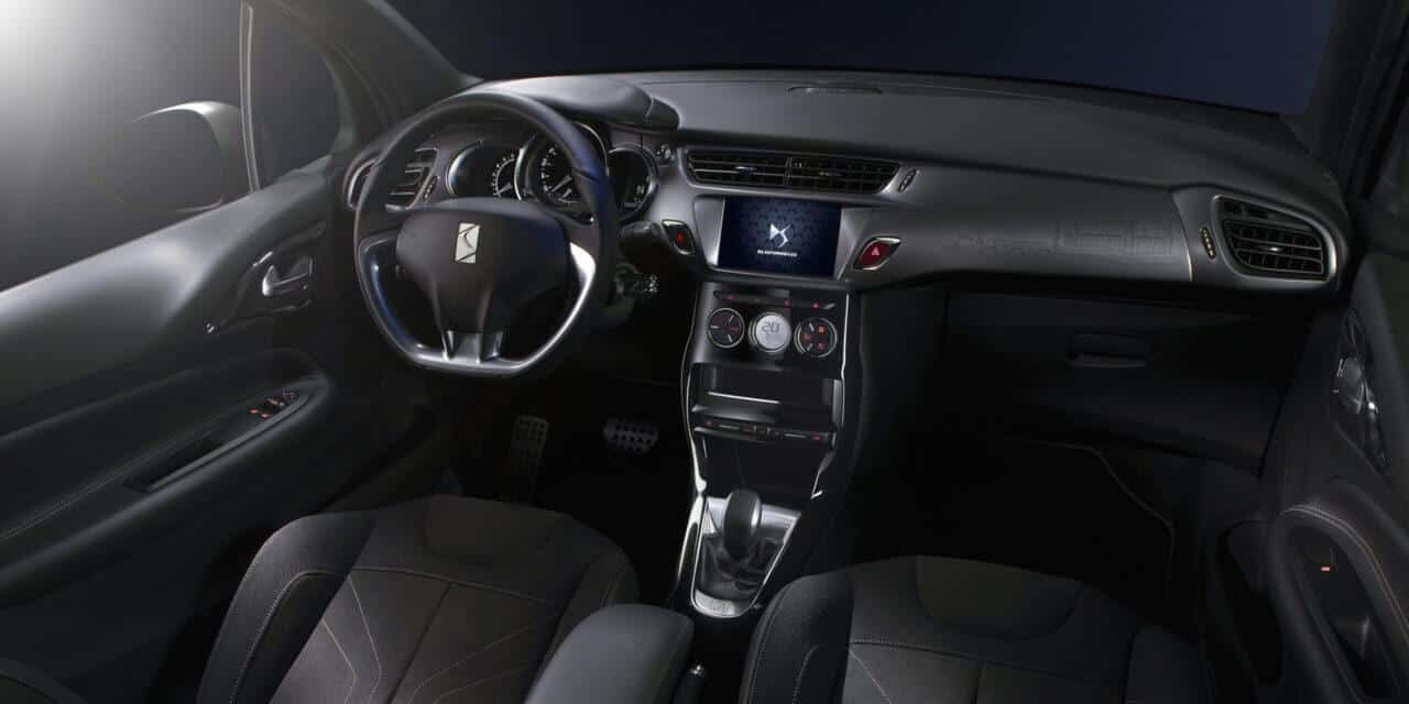 Interni ds3 richiamo airbag takata stellantis scaled e1720518747728.jpg