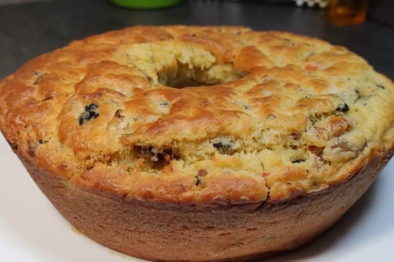 ciambellone salato senza lievitazione.jpg