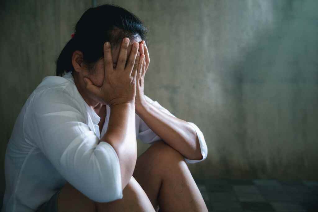 Nuovo caso Pelicot in Gran Bretagna: ex politico confessa 14 anni di abusi sulla moglie drogata e stuprata 2 violenza stupro