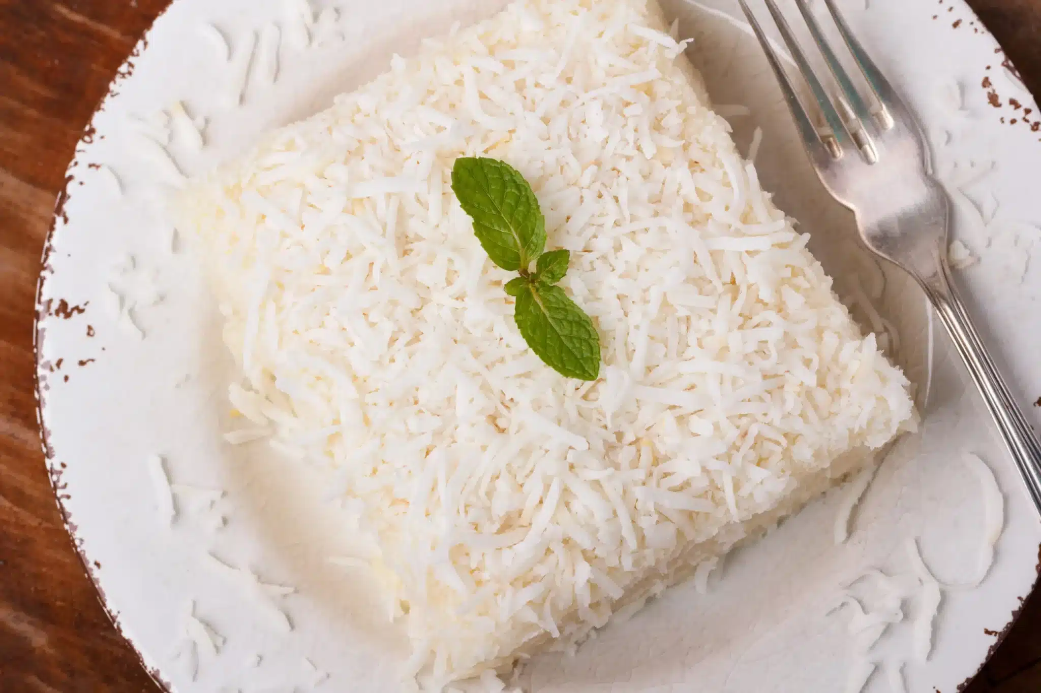 Semifreddo al cocco con biscotti al cioccolato: senza cottura, fresco e irresistibile 1 AdobeStock 114101945 scaled.jpeg.webp