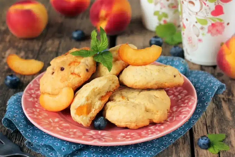Biscotti alle albicocche scaled.jpeg.webp