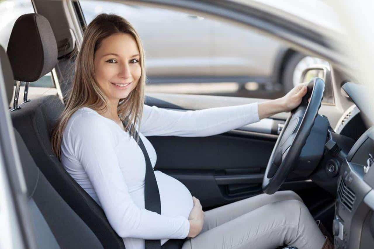 Viaggi in auto nel primo trimestre di gravidanza: 5 cose da sapere 1 Cintura di sicurezza gravidanza.jpg