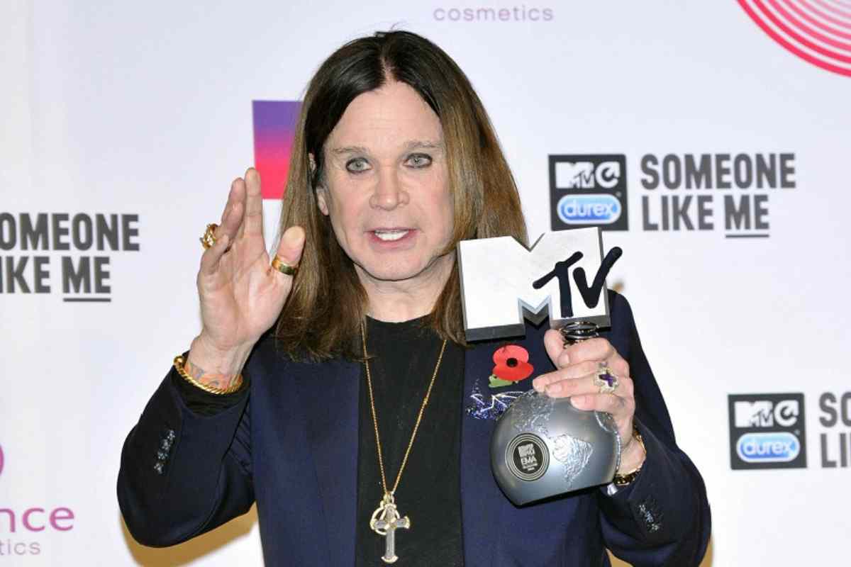 Ozzy Osbourne, i funerali: le lacrime della moglie e dei figli 1 IM Ozzy Osbourne.jpg