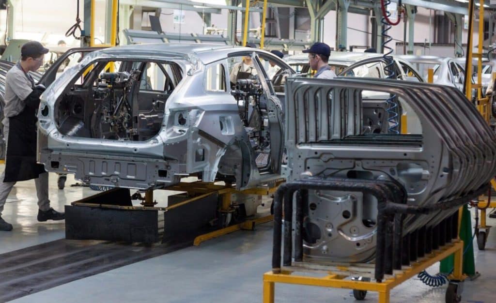 Industria di fabbricazione parti autoveicoli e produzione auto e1736933944606.jpg