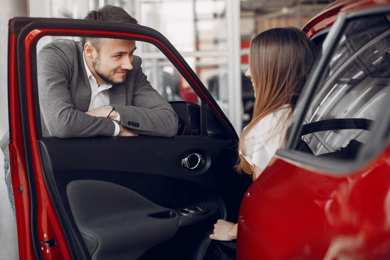 Noleggio SUV a lungo termine: i modelli sotto i 30.000 euro più richiesti 1 Autonoleggio a breve termine scaled e1754316971122.jpg