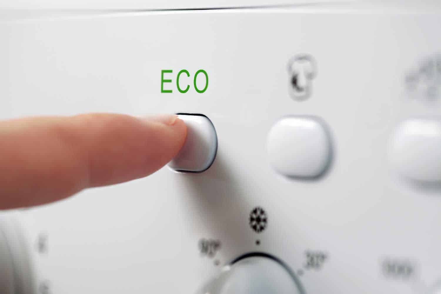 Questo tasto misterioso sulla lavatrice ti fa risparmiare ogni mese (e nessuno lo usa) 1 funzione eco 2.jpg