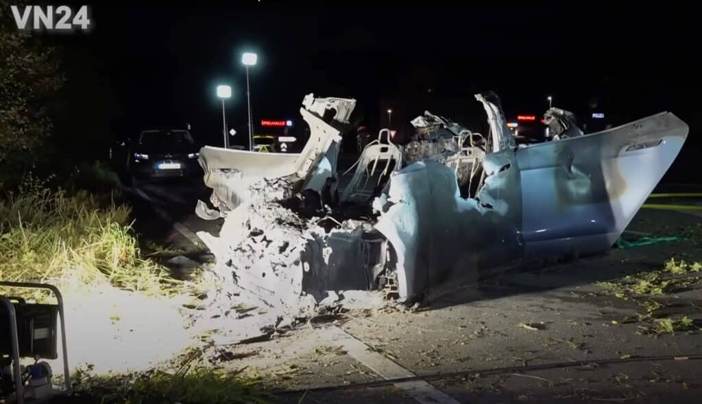 Incidente Tesla Model S Germania 1024x590.jpg