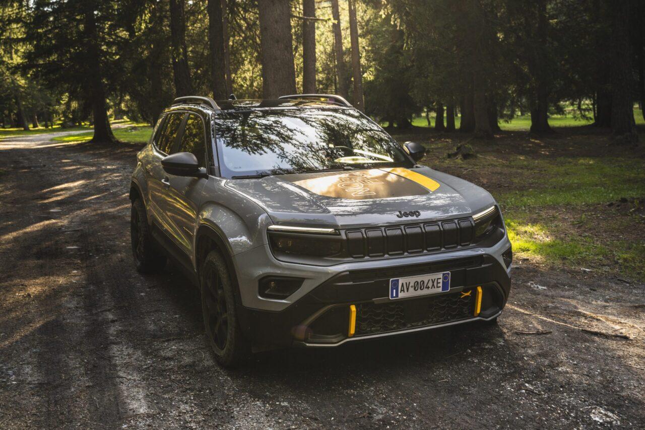 Incentivi auto: Jeep raddoppia gli sconti fino a 19.000 euro 1 Jeep Avenger 4xe The North Face Edition scaled e1757583500452.jpg