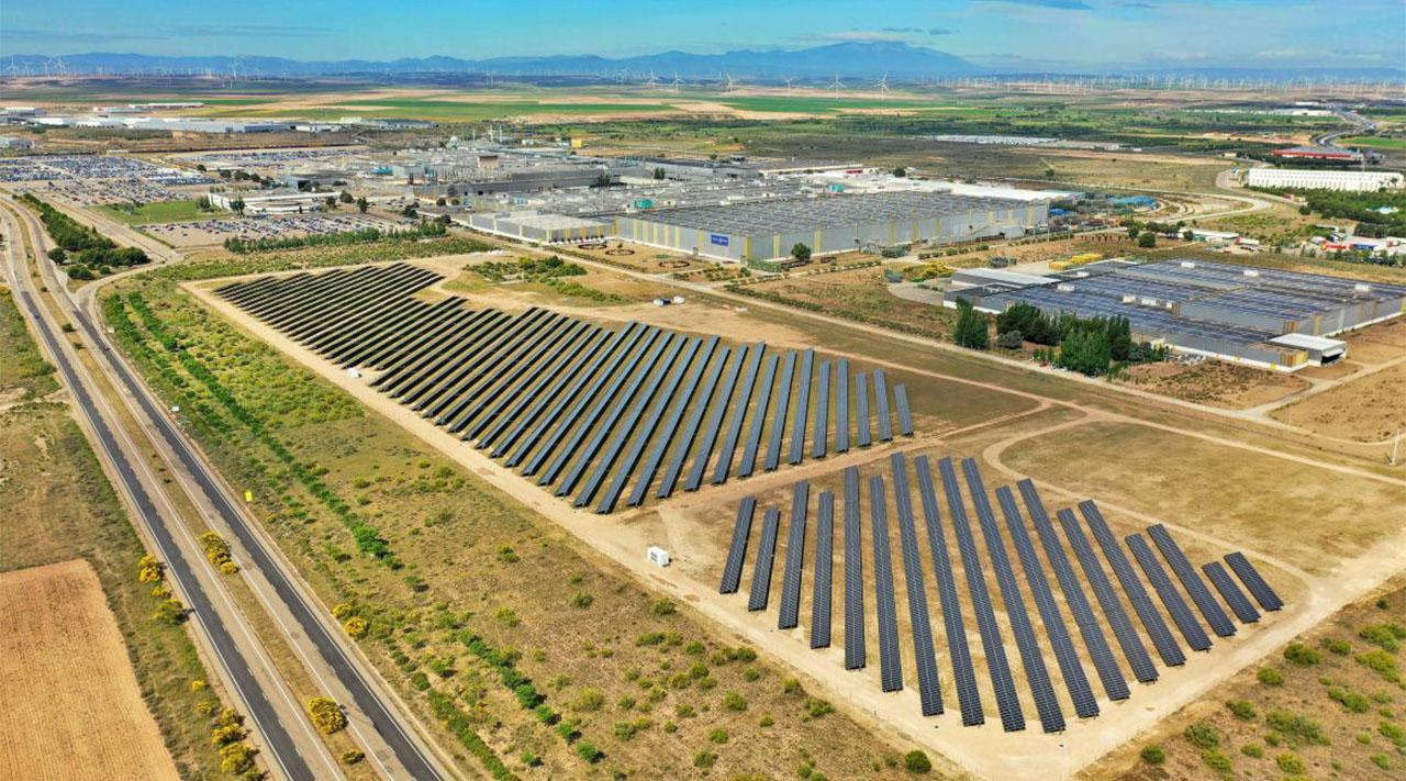 Stellantis: gigafactory Spagna con fondi UE e 2000 operai cinesi 1 Stellantis Saragozza.jpeg