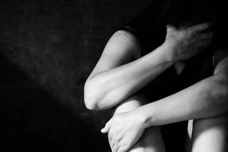 violenza 768x512.jpg