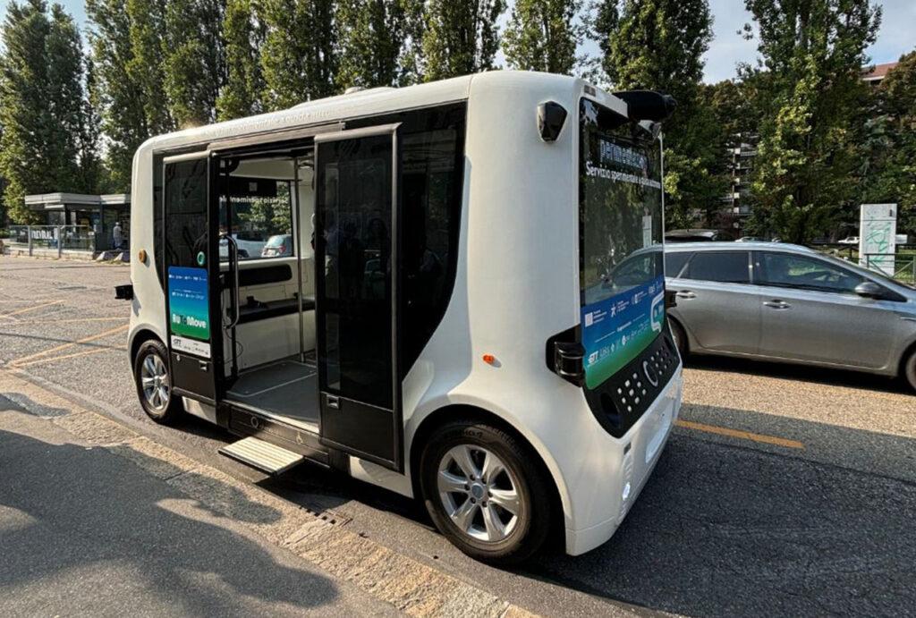 Torino, bus navetta a guida autonoma: orari, percorso e fermate 1 Automove Guida autonoma Torino 1024x691.jpg