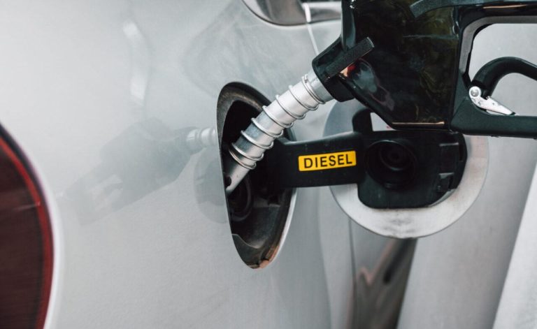 Rifornimento diesel e1756986440177.jpg