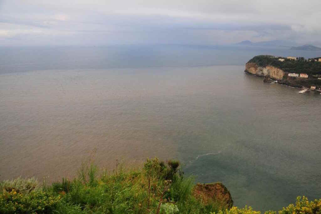 Il TAR boccia il ricorso degli ambientalisti sull’area protetta della Gaiola: “Vince la burocrazia, ma perde il mare” 2 gaiola bagnoli coroglio