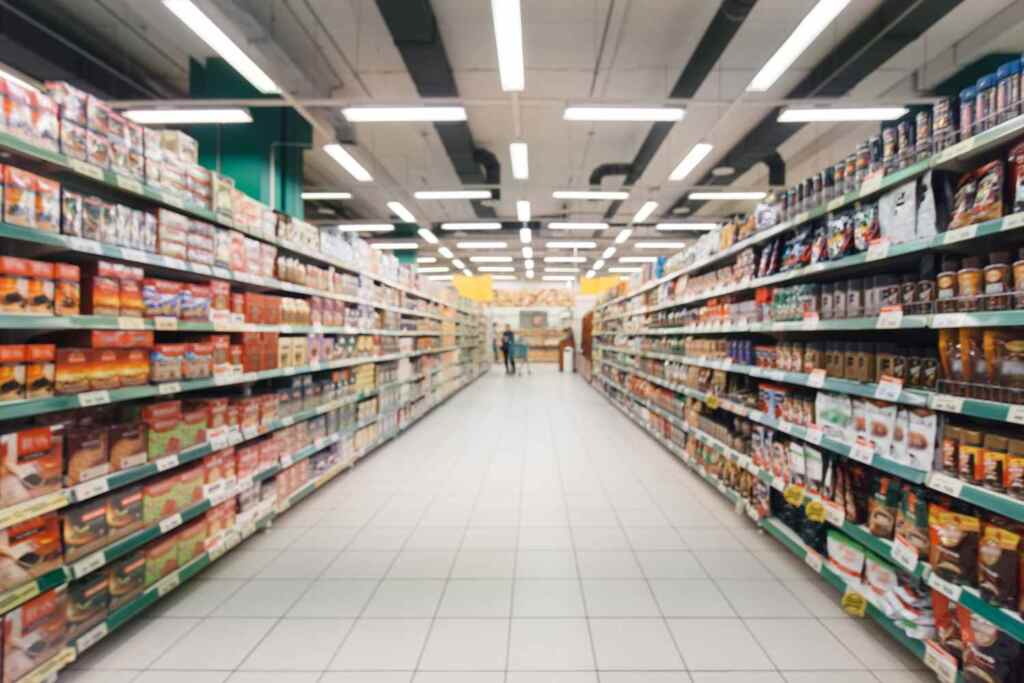 Questo è il supermercato più conveniente dove fare la spesa (secondo il premio Insegna dell’Anno) 2 insegna dell'anno