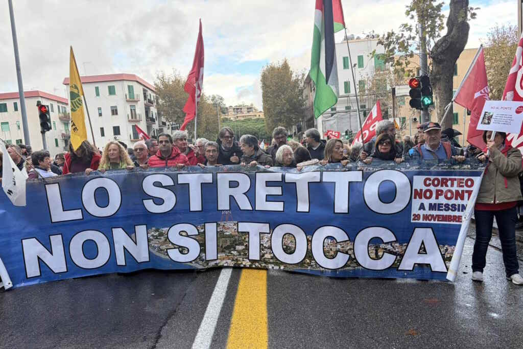 No al Ponte sullo Stretto di Messina: oggi 29 novembre cortei e comizi, a Messina si scende in piazza 2 corteo no ponte sullo stretto