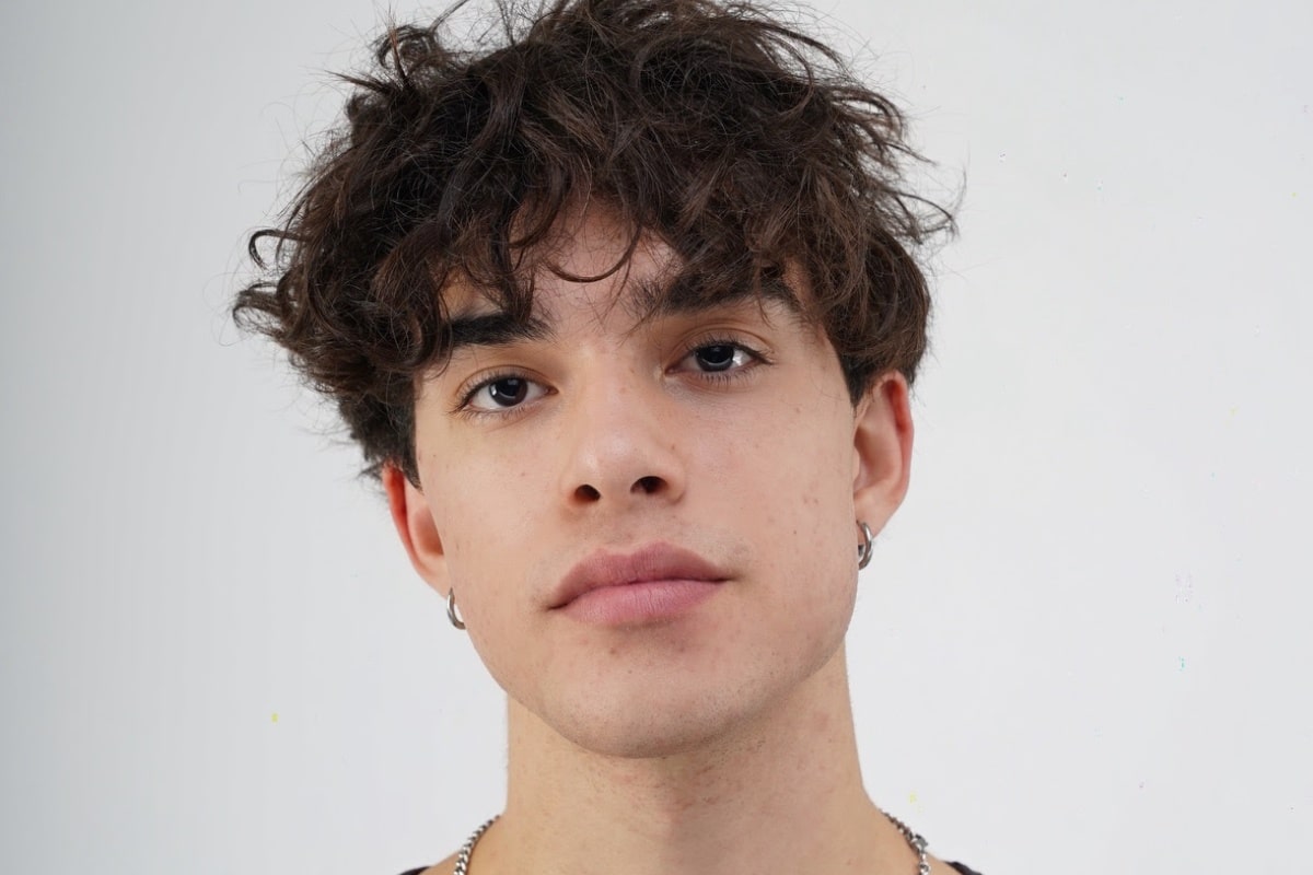 Frasa svela il video di “Viola” 1 CS Frasa Francesco Saias.jpg