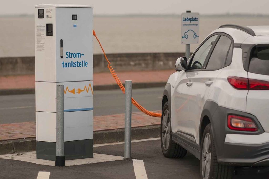 auto elettriche 1.jpg