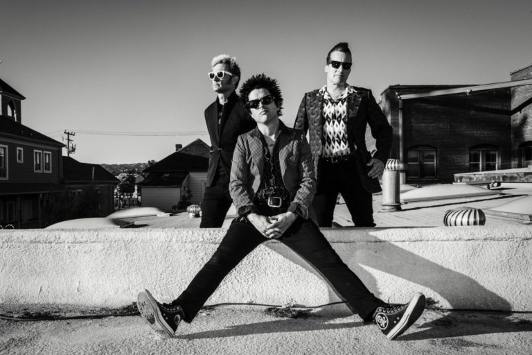 I Green Day pronti a incendiare il Super Bowl 2026 con un’apertura leggendaria 2 CS green day.jpg