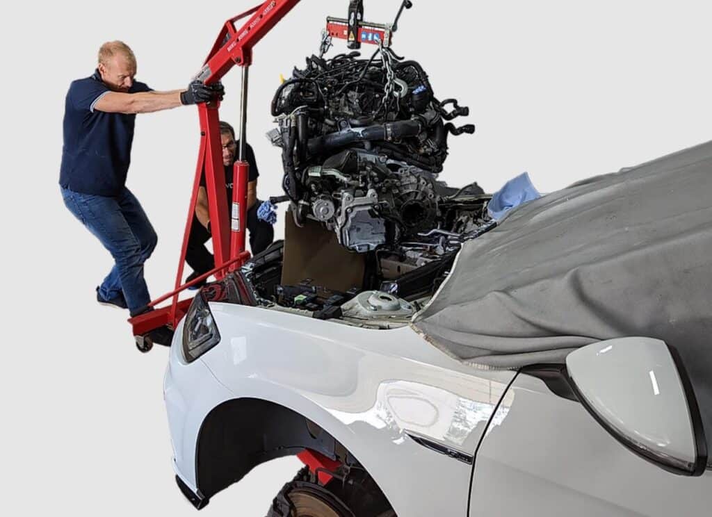 Retrofit EV Auto e Revolt.jpg